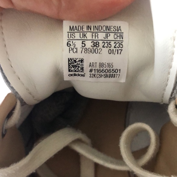 Adidas Stan Smith shoes - Picture 3 of 9